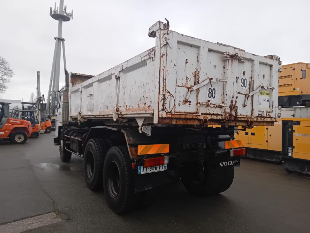 Volvo FL 10 - Самосвал: фото 2 Volvo FL 10 - Самосвал: фото 2