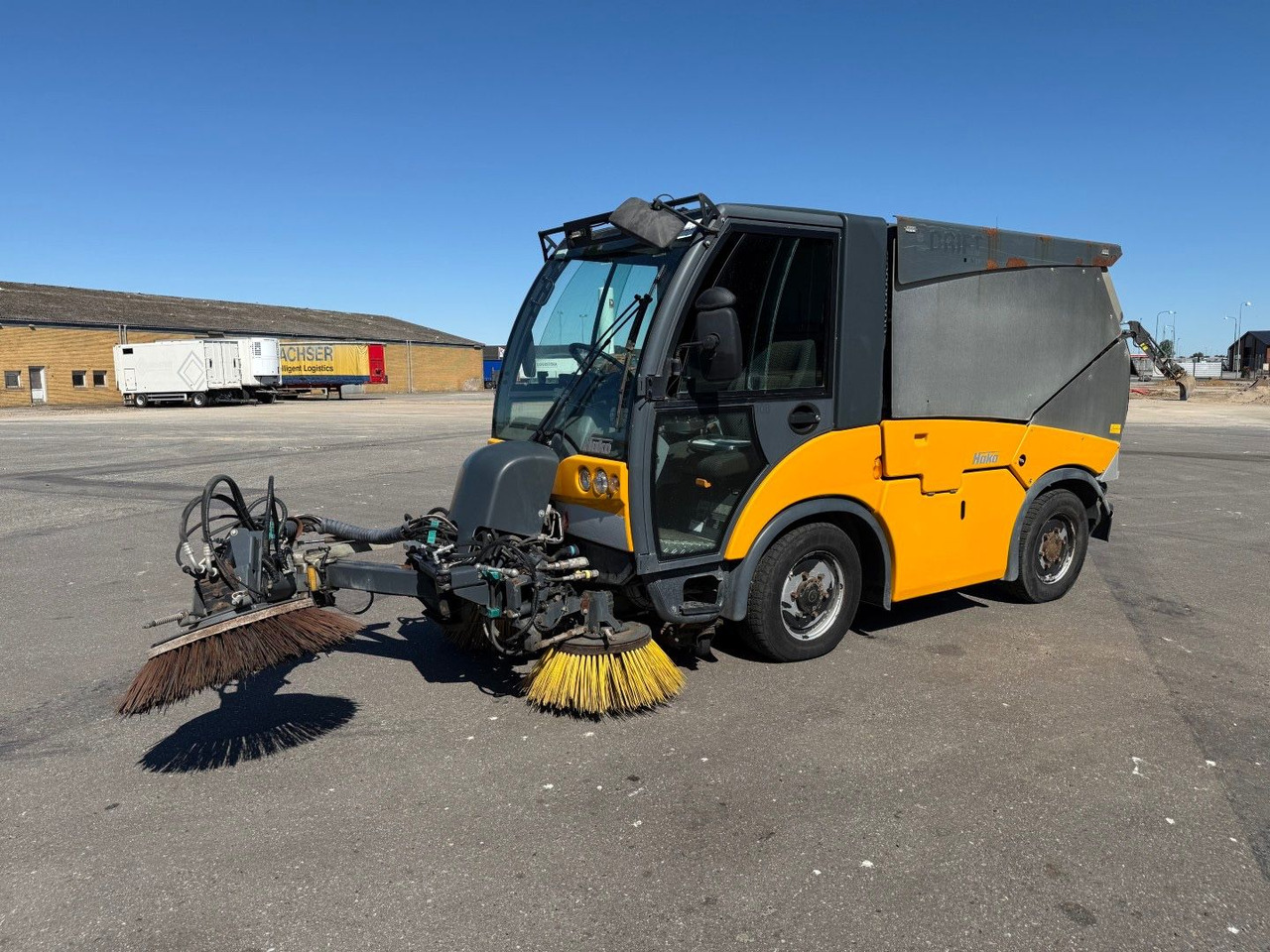 Hako Citymaster 2000 4x4 Euro 5 Kehrmaschine - Подметально-уборочная машина: фото 1 Hako Citymaster 2000 4x4 Euro 5 Kehrmaschine - Подметально-уборочная машина: фото 1