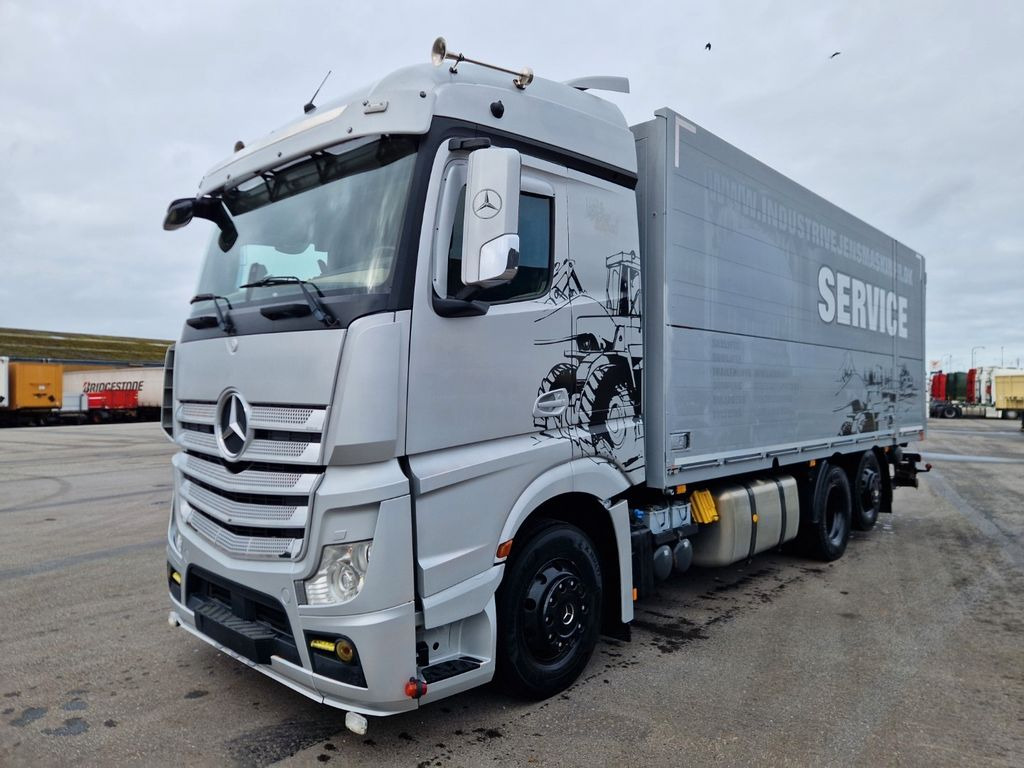 Mercedes-Benz Actros 2545 DinkelMagnus Kran/Kompressor/Service - Грузовик с закрытым кузовом, Автоманипулятор: фото 2 Mercedes-Benz Actros 2545 DinkelMagnus Kran/Kompressor/Service - Грузовик с закрытым кузовом, Автоманипулятор: фото 2