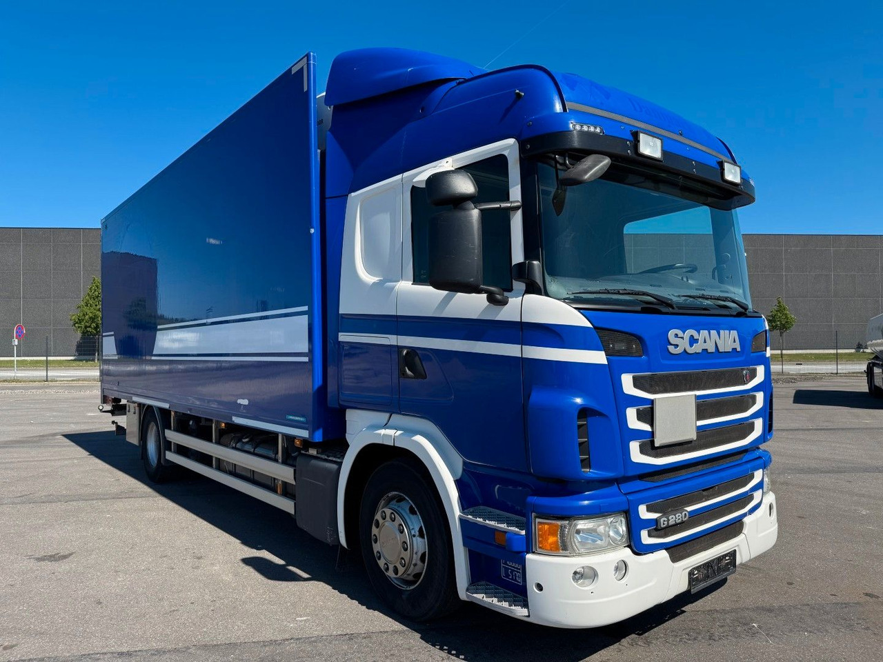 Scania G280 4x2 TK -800R Isokoffer Euro 6 - Грузовик с закрытым кузовом: фото 2 Scania G280 4x2 TK -800R Isokoffer Euro 6 - Грузовик с закрытым кузовом: фото 2