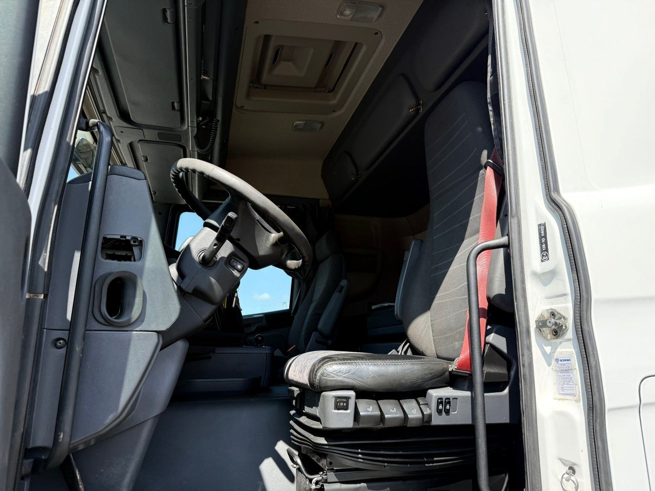 Scania G480 8x2*6 24.000 L / 5 compartments / ADR Tank - Грузовик-цистерна: фото 5 Scania G480 8x2*6 24.000 L / 5 compartments / ADR Tank - Грузовик-цистерна: фото 5