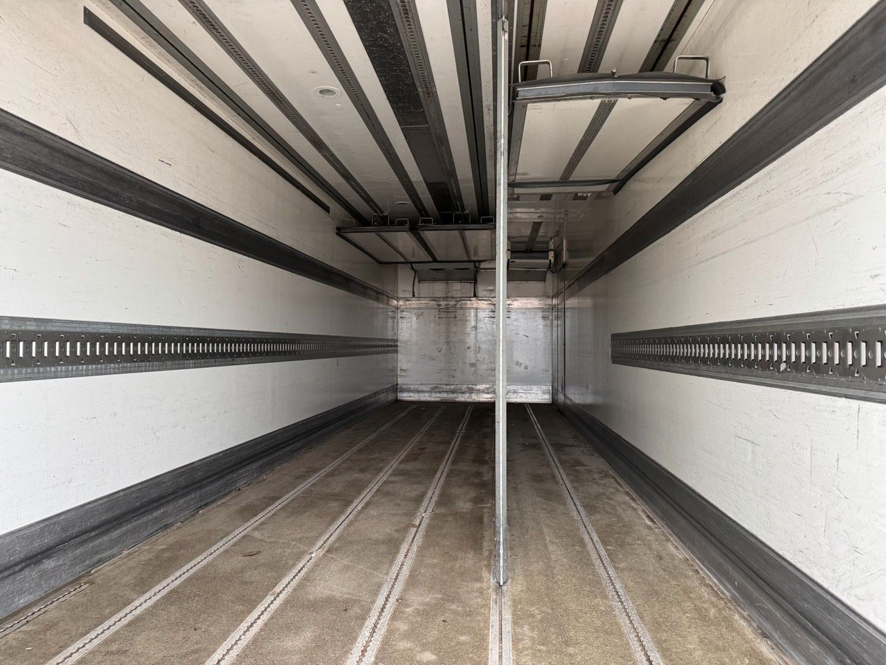 Рефрижератор Scania P320 6x2*4 Carrier Supra 1250 Mt 9.90 m. kasse: фото 14