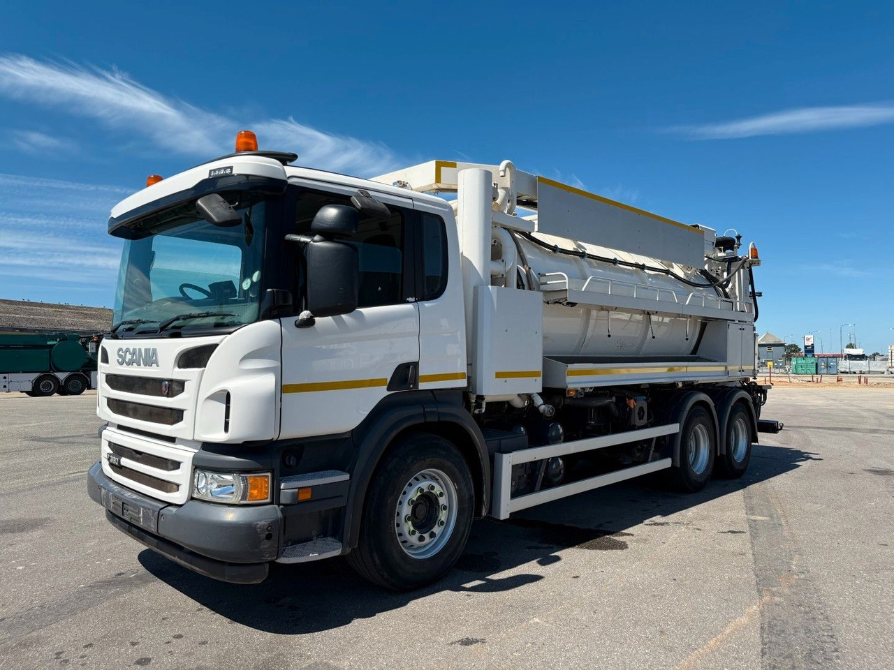 Scania P360 6x4 RHD Hvidtved Larsen FlexLine 312 - Ассенизатор: фото 1 Scania P360 6x4 RHD Hvidtved Larsen FlexLine 312 - Ассенизатор: фото 1
