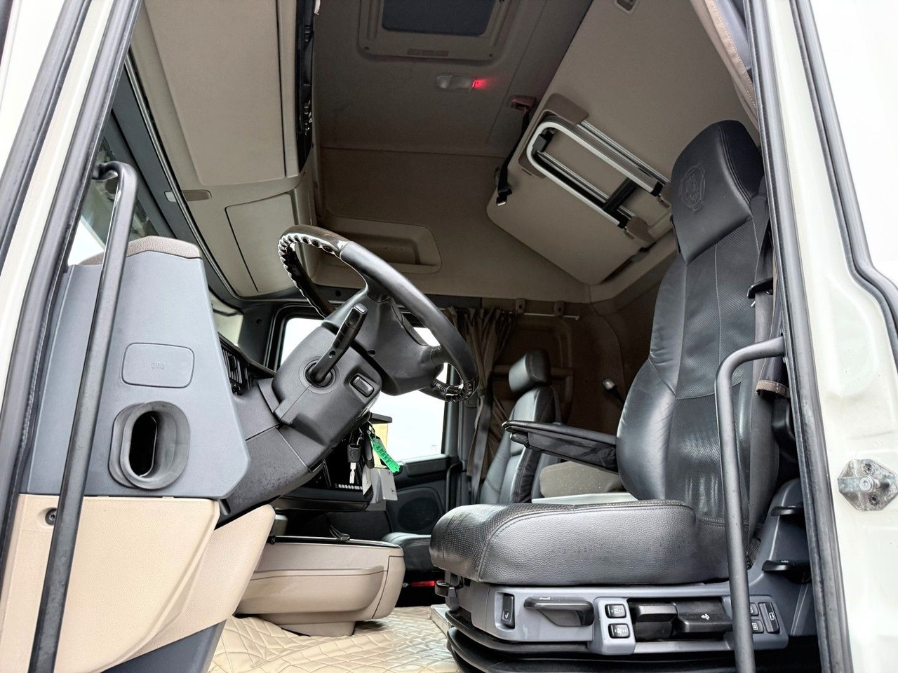 Scania R620 6x2 Topline HMK Bilcon 19.000 L ADR Tank - Грузовик-цистерна: фото 5 Scania R620 6x2 Topline HMK Bilcon 19.000 L ADR Tank - Грузовик-цистерна: фото 5