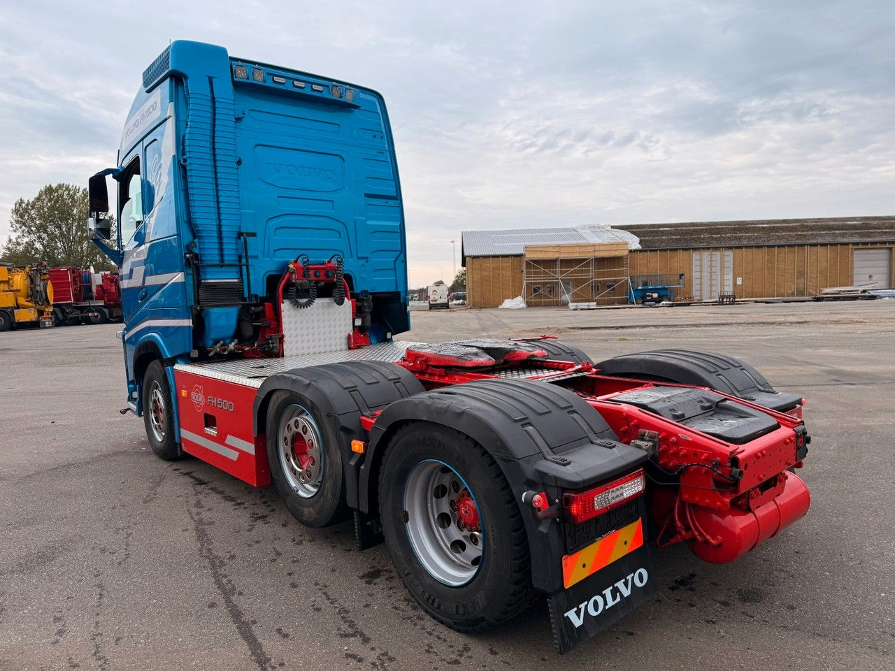 Volvo FH500 6x2/2 Globetrotter Euro 5 - Тягач: фото 4 Volvo FH500 6x2/2 Globetrotter Euro 5 - Тягач: фото 4