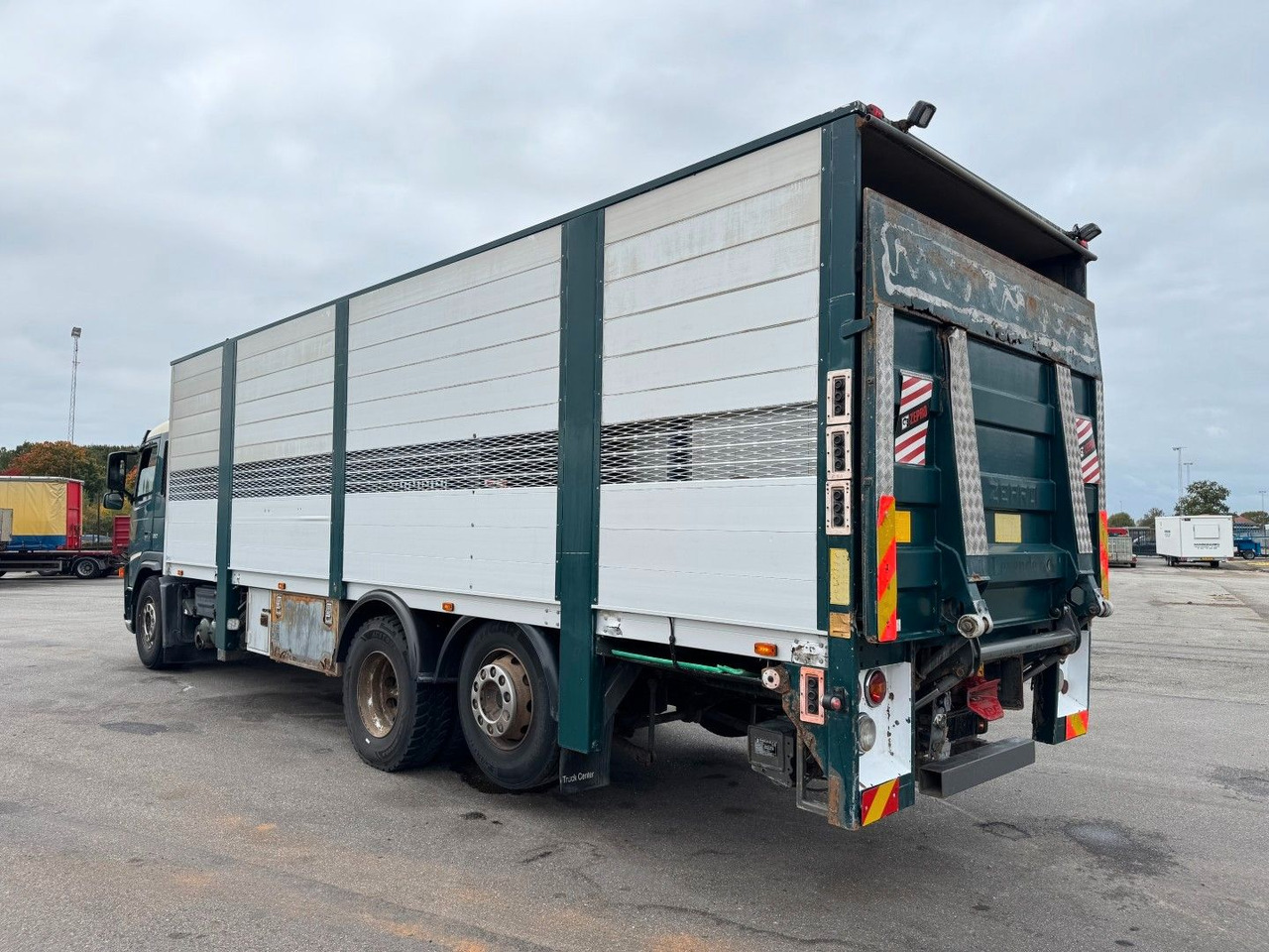 Volvo FM9 380 6x2*4 Tiertransporter / Livestock - Коневоз: фото 4 Volvo FM9 380 6x2*4 Tiertransporter / Livestock - Коневоз: фото 4