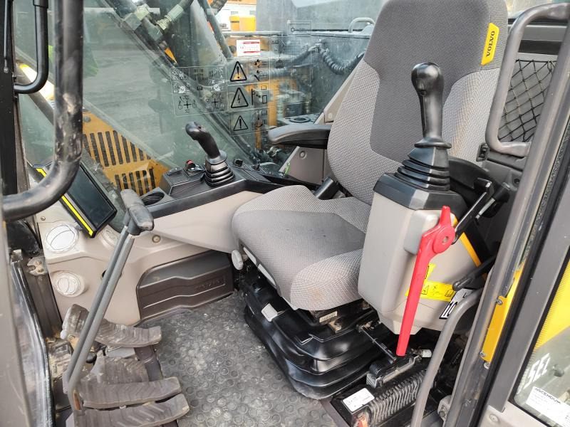 Volvo ECR145EL - Гусеничный экскаватор: фото 5 Volvo ECR145EL - Гусеничный экскаватор: фото 5