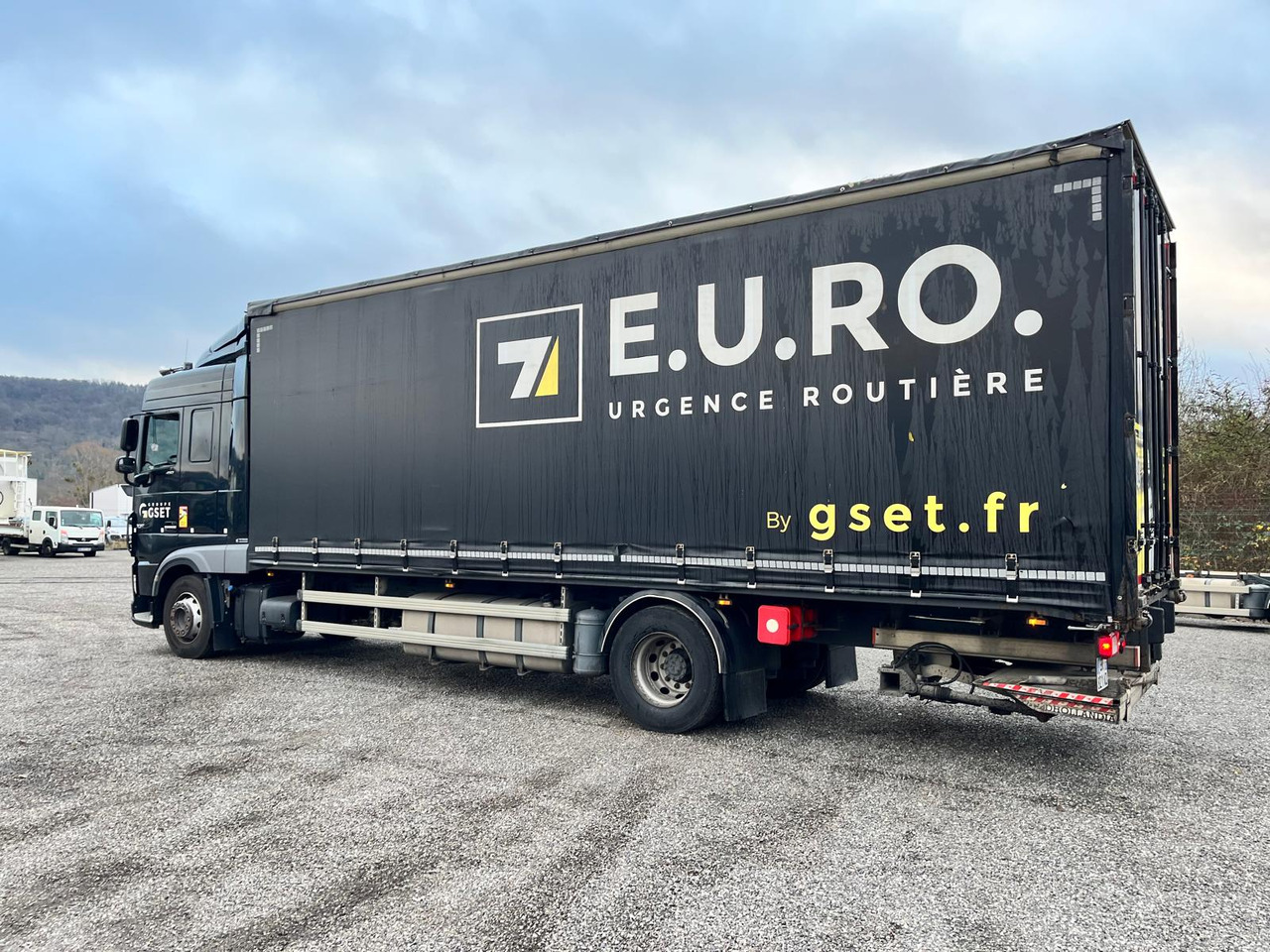 DAF FA45 - Тентованный грузовик: фото 4 DAF FA45 - Тентованный грузовик: фото 4