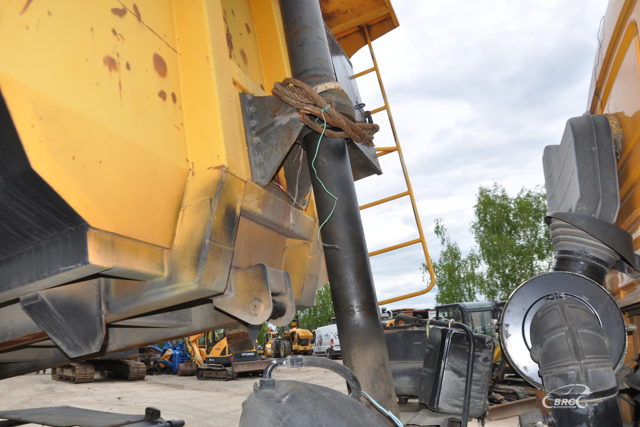 Самосвал Kamaz 65115: фото 7 Самосвал Kamaz 65115: фото 7