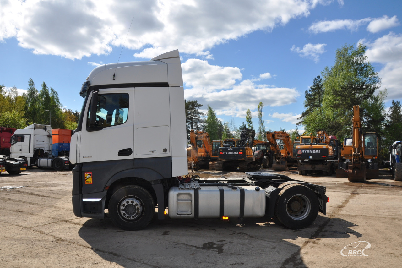 Mercedes-Benz Actros - Тягач: фото 3 Mercedes-Benz Actros - Тягач: фото 3