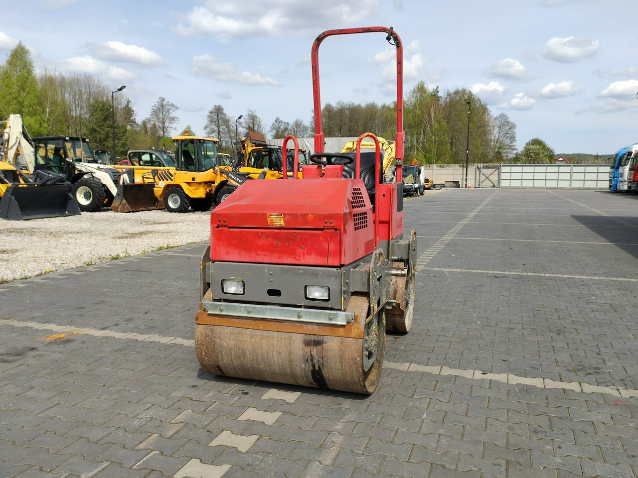 Bomag BW 100 ADM-2 1,6t - Каток: фото 3 Bomag BW 100 ADM-2 1,6t - Каток: фото 3