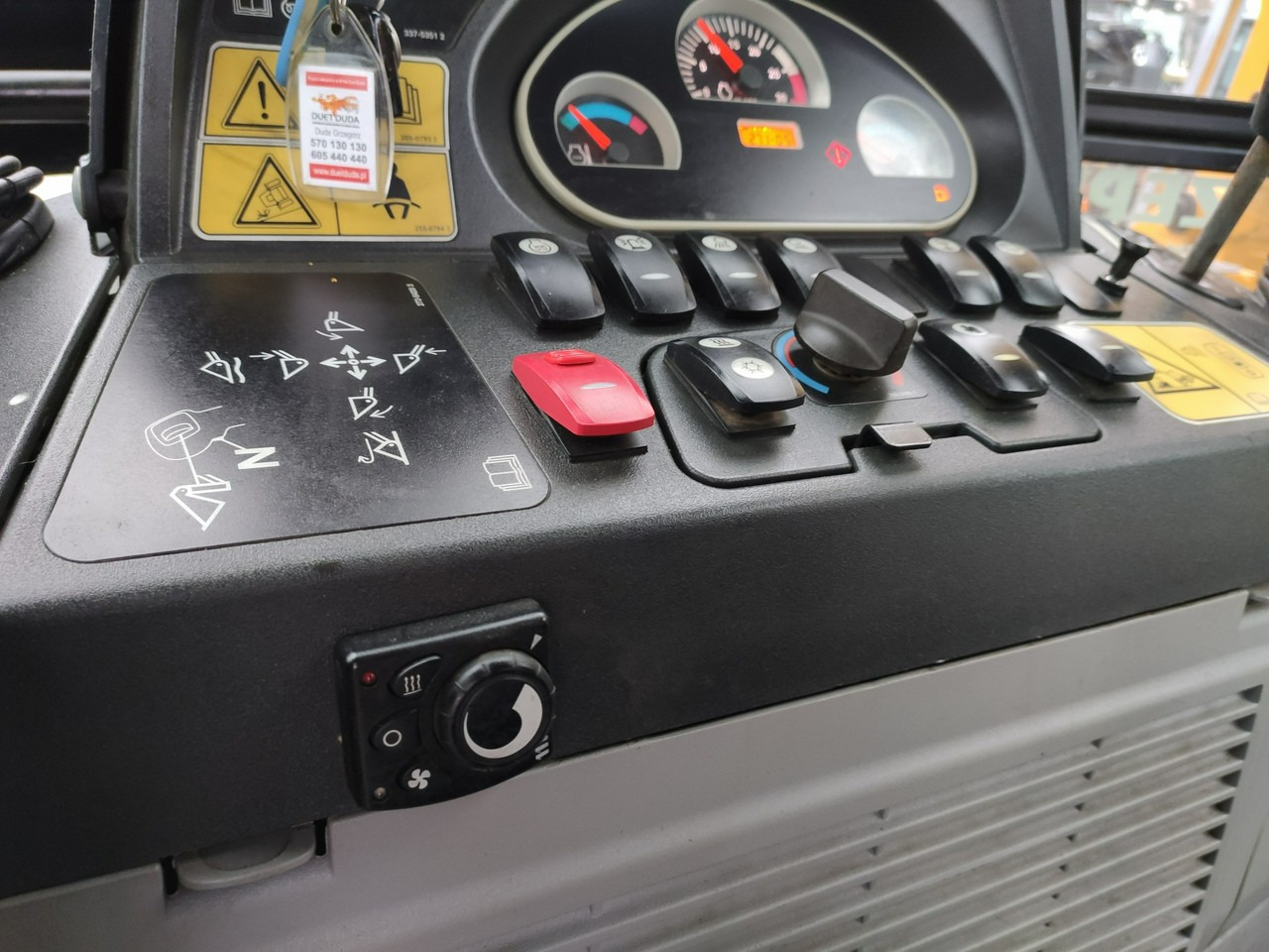 Экскаватор-погрузчик Caterpillar 444E Premier Sterowanie na Joystickach FULL OPCJA: фото 32