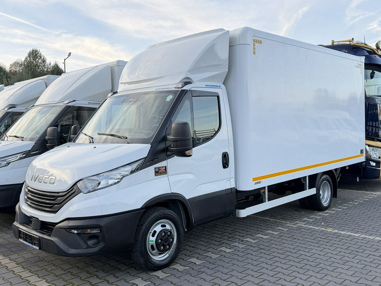 Iveco Daily 35C16 V - Фургон с закрытым кузовом: фото 2 Iveco Daily 35C16 V - Фургон с закрытым кузовом: фото 2