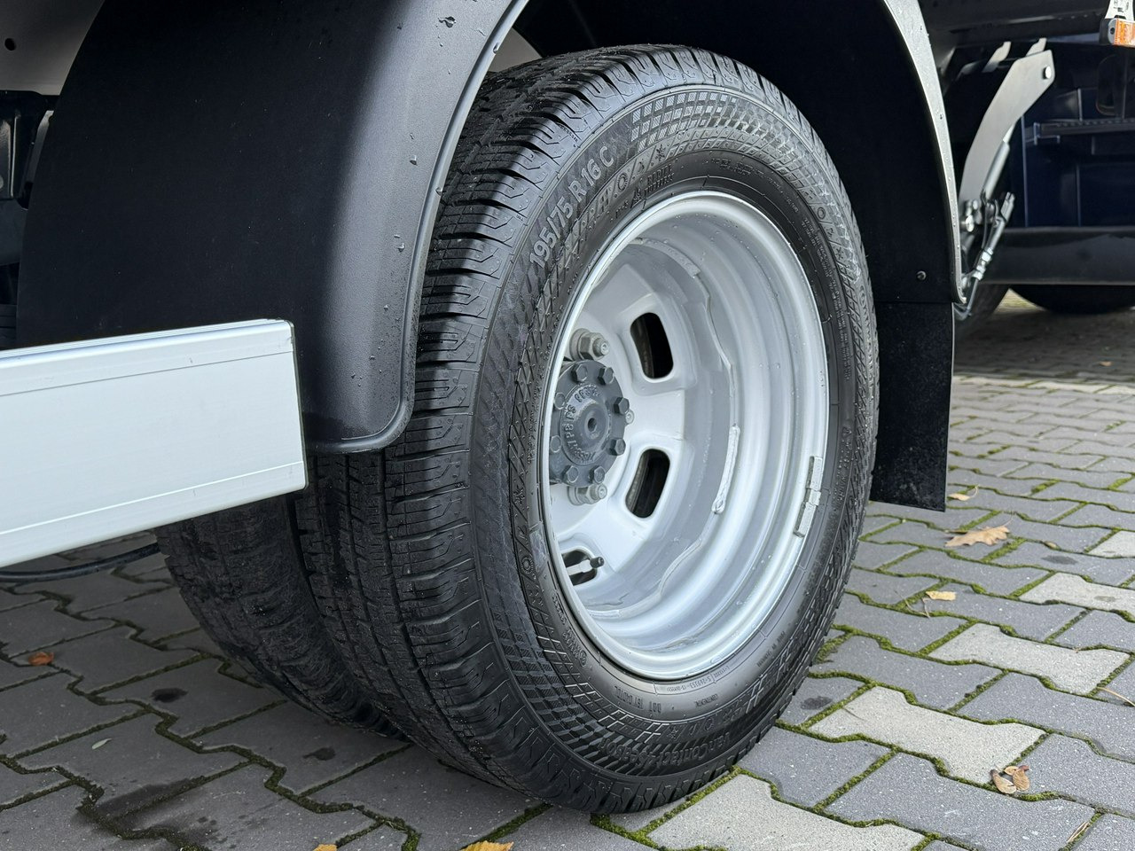 Iveco Daily 35C16 V - Фургон с закрытым кузовом: фото 5 Iveco Daily 35C16 V - Фургон с закрытым кузовом: фото 5