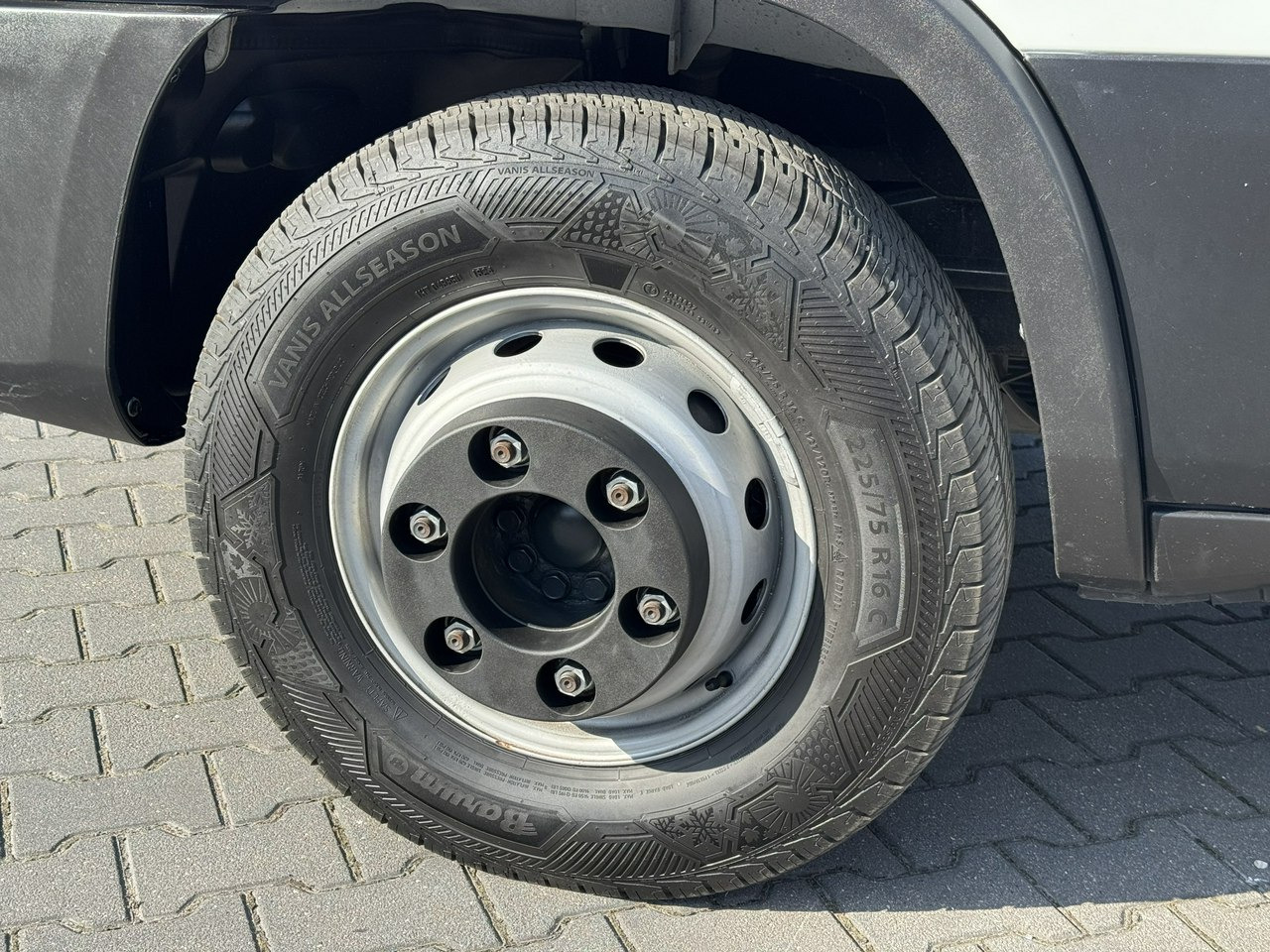 Iveco Daily 72C18 Mroźnia HI-MATIC 14 Euro Palet - Фургон-рефрижератор: фото 5 Iveco Daily 72C18 Mroźnia HI-MATIC 14 Euro Palet - Фургон-рефрижератор: фото 5