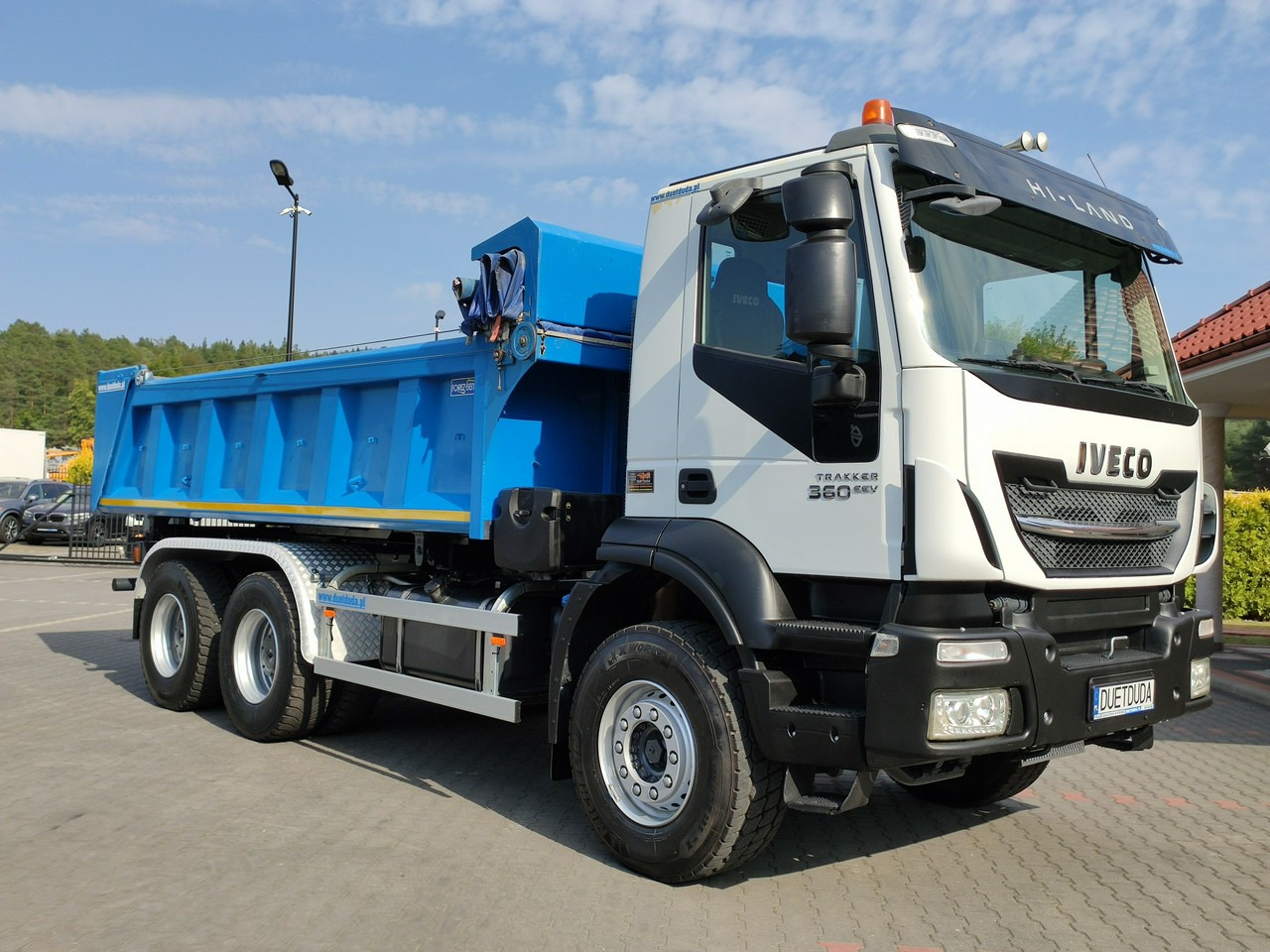 Iveco Trakker 360 EEV Manual 6x4 Wywrot 3-stronny Hydroburta Bok i Tył - Самосвал: фото 2 Iveco Trakker 360 EEV Manual 6x4 Wywrot 3-stronny Hydroburta Bok i Tył - Самосвал: фото 2