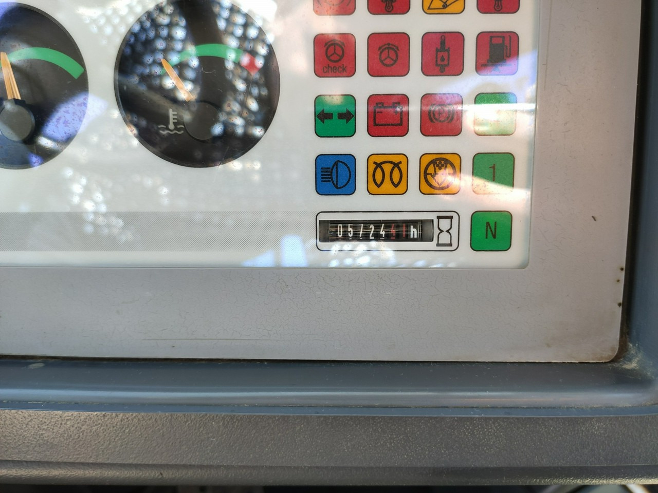 Компактный фронтальный погрузчик Liebherr L 506 STEREO Szybkozłącze / Łyżka Krokodyl + Widły Waga 6300kg: фото 26