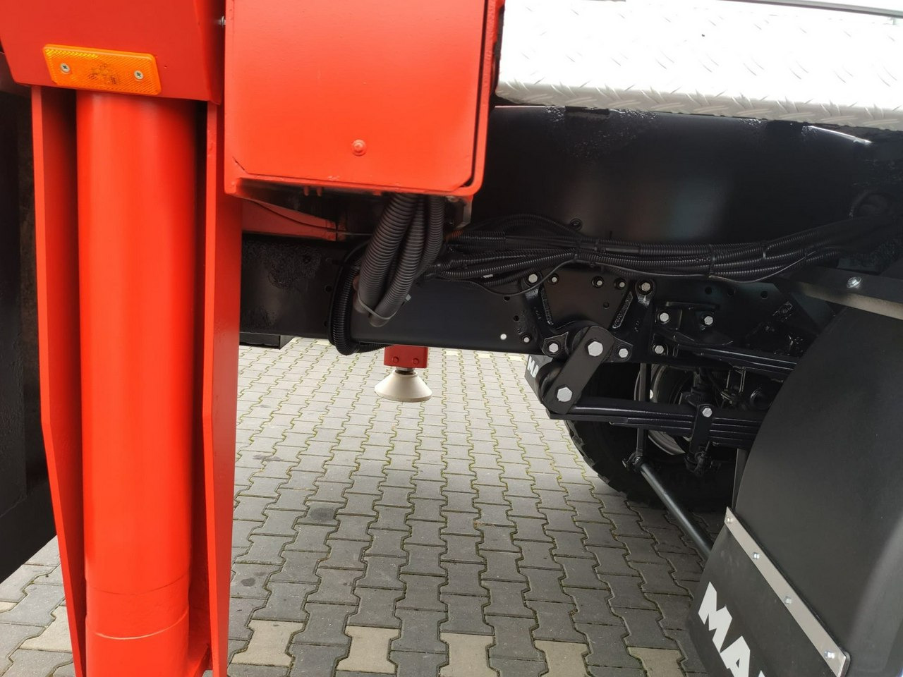 Грузовик с подъемником MAN 18.284 4x4 Zwyżka WUMAG WT 425 Podnośnik Koszowy: фото 26