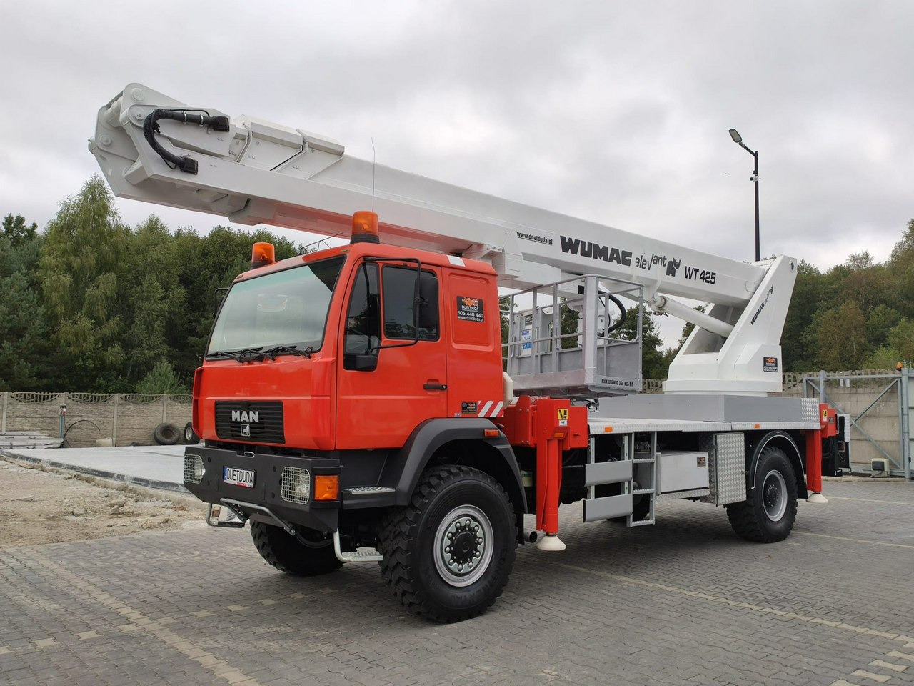 MAN 18.284 4x4 Zwyżka WUMAG WT 425 Podnośnik Koszowy - Грузовик с подъемником: фото 5 MAN 18.284 4x4 Zwyżka WUMAG WT 425 Podnośnik Koszowy - Грузовик с подъемником: фото 5