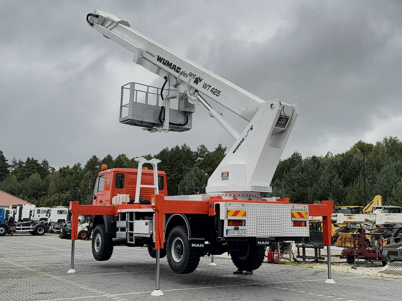 Грузовик с подъемником MAN 18.284 4x4 Zwyżka WUMAG WT 425 Podnośnik Koszowy: фото 32