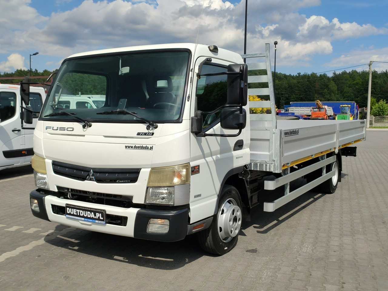 Mitsubishi Canter 7C18 3.0/150 KM Skrzyniowy Automat Klima - Грузовик бортовой/ Платформа: фото 3 Mitsubishi Canter 7C18 3.0/150 KM Skrzyniowy Automat Klima - Грузовик бортовой/ Платформа: фото 3