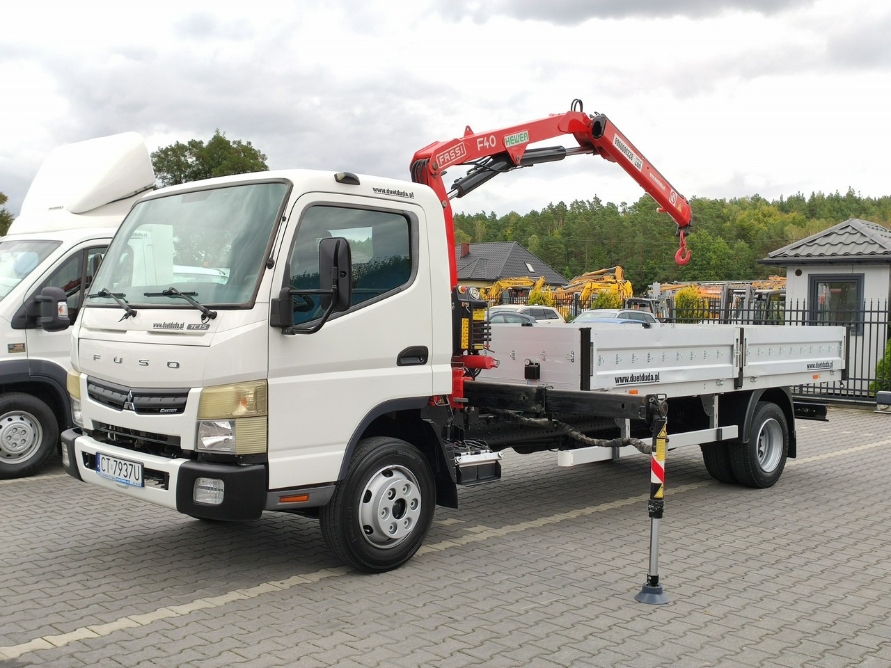 Mitsubishi Canter Fuso 7C15 3.0/150KM HDS FASSI F40 UNIKAT Super Stan !!! - Грузовик бортовой/ Платформа, Автоманипулятор: фото 2 Mitsubishi Canter Fuso 7C15 3.0/150KM HDS FASSI F40 UNIKAT Super Stan !!! - Грузовик бортовой/ Платформа, Автоманипулятор: фото 2