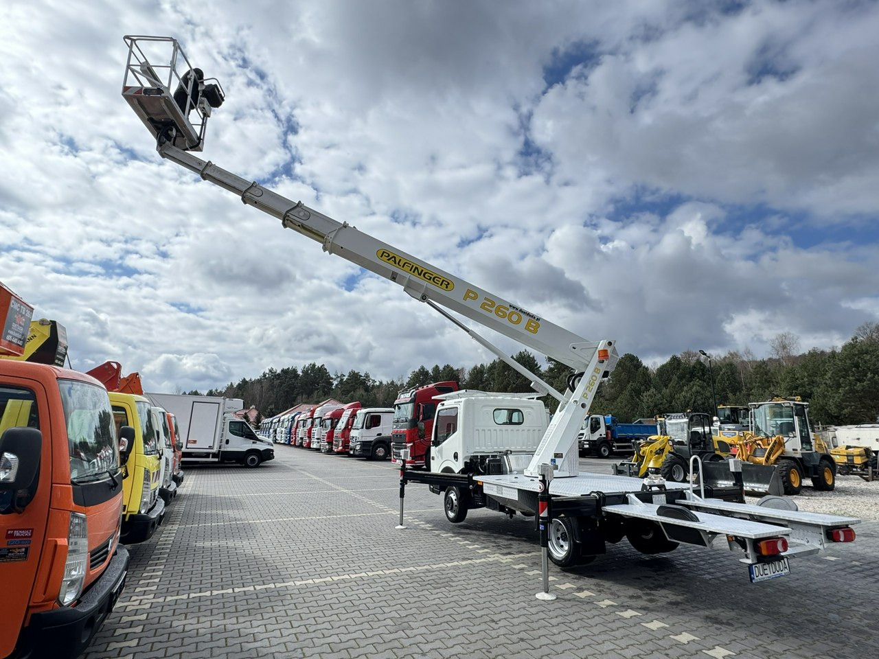Nissan Cabstar в лизинг Nissan Cabstar: фото 15 Nissan Cabstar в лизинг Nissan Cabstar: фото 15