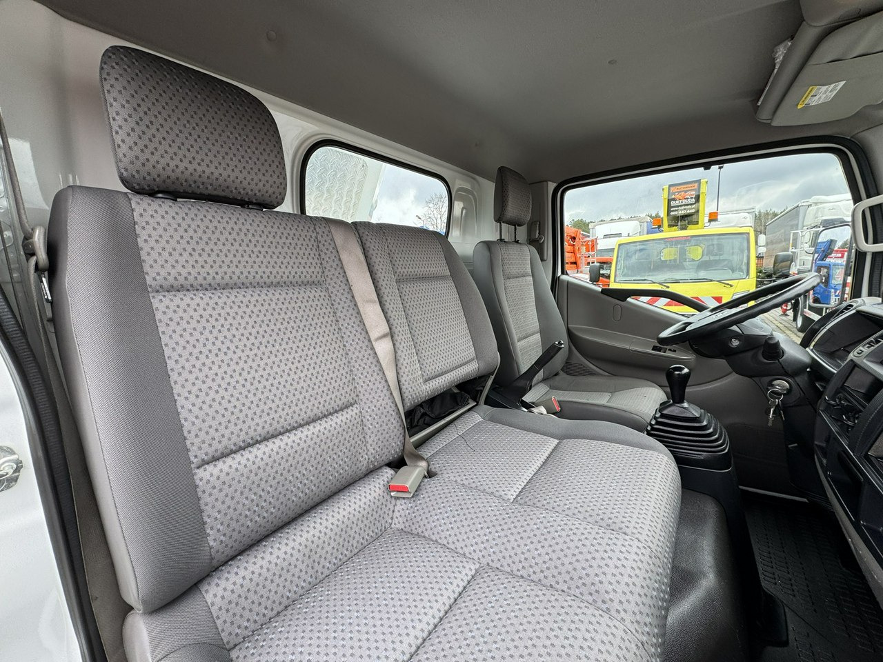 Nissan Cabstar в лизинг Nissan Cabstar: фото 33 Nissan Cabstar в лизинг Nissan Cabstar: фото 33