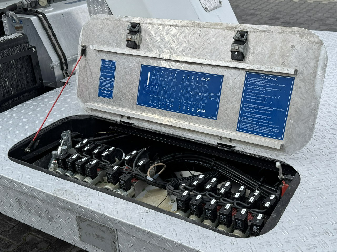 Nissan Cabstar в лизинг Nissan Cabstar: фото 7 Nissan Cabstar в лизинг Nissan Cabstar: фото 7