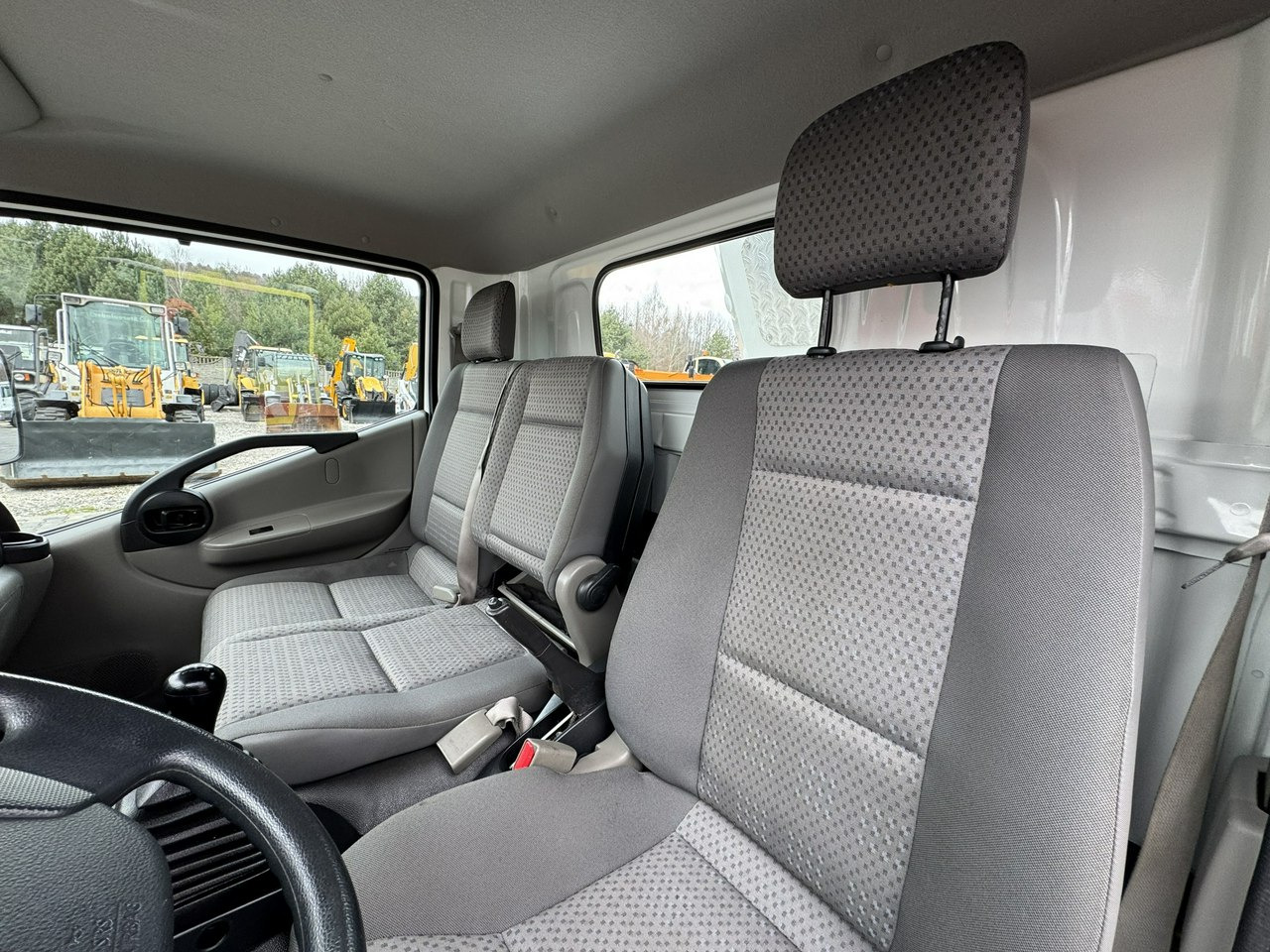 Nissan Cabstar в лизинг Nissan Cabstar: фото 30 Nissan Cabstar в лизинг Nissan Cabstar: фото 30