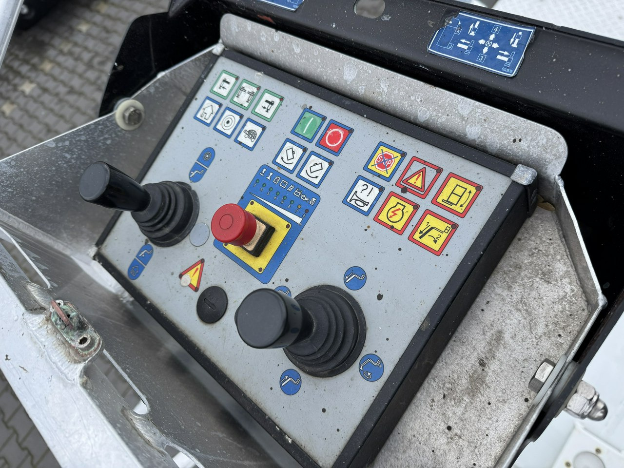 Nissan Cabstar в лизинг Nissan Cabstar: фото 18 Nissan Cabstar в лизинг Nissan Cabstar: фото 18