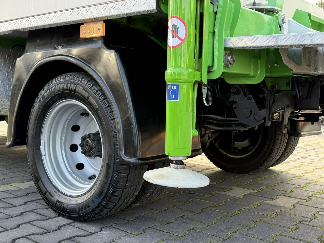 Грузовик с подъемником Nissan Cabstar Zwyżka Podnośnik Koszowy PALFINGER P210 BK UDT: фото 18