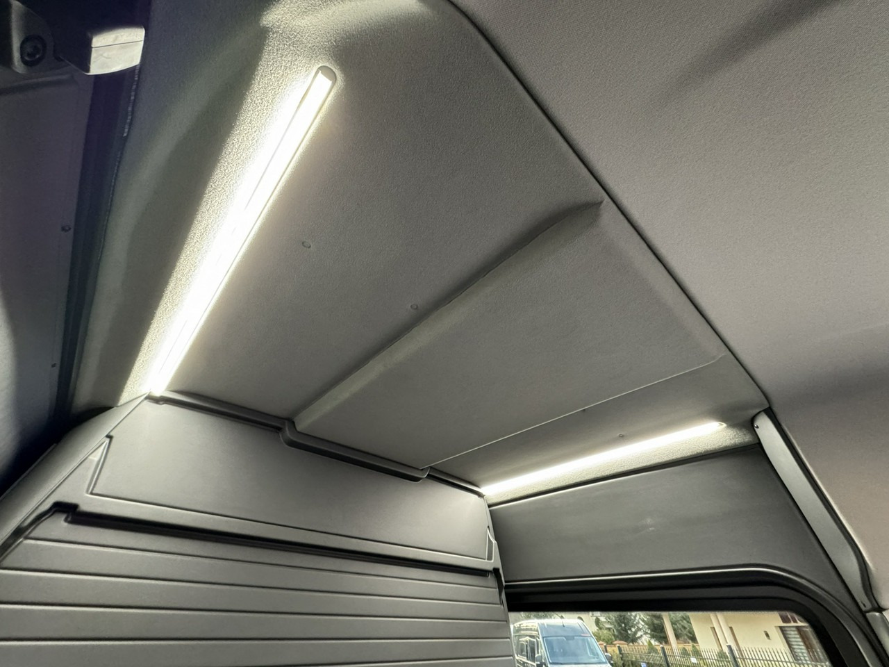 Цельнометаллический фургон Volkswagen Crafter: фото 48 Цельнометаллический фургон Volkswagen Crafter: фото 48