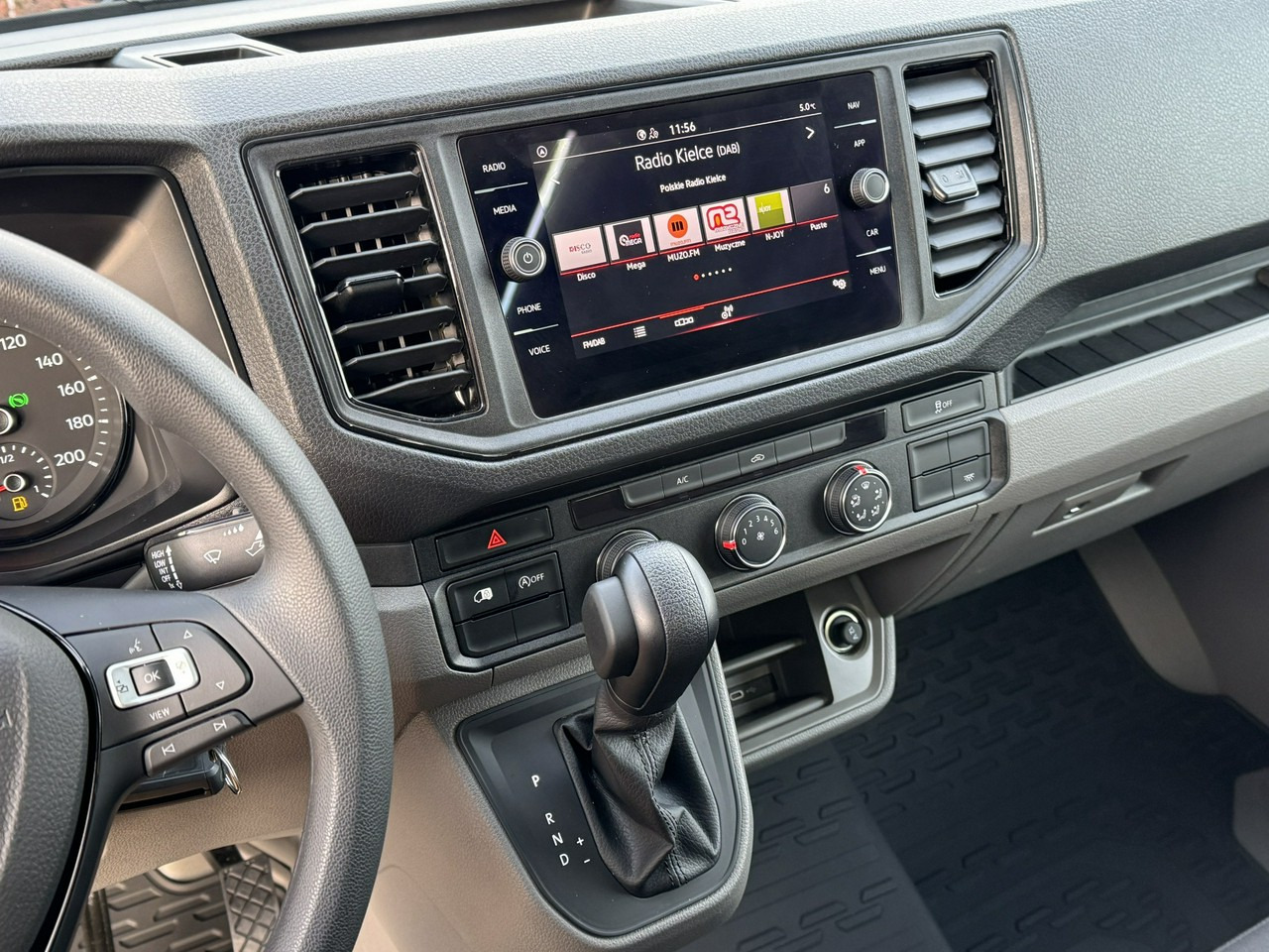 Цельнометаллический фургон Volkswagen Crafter: фото 34 Цельнометаллический фургон Volkswagen Crafter: фото 34