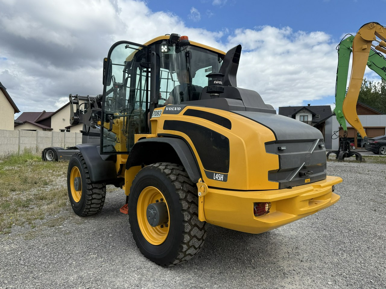 Volvo Waga -10ton WHEEL LOADER L45H Maszyna w Bardzo Dobrym Stanie - Колёсный погрузчик: фото 5 Volvo Waga -10ton WHEEL LOADER L45H Maszyna w Bardzo Dobrym Stanie - Колёсный погрузчик: фото 5