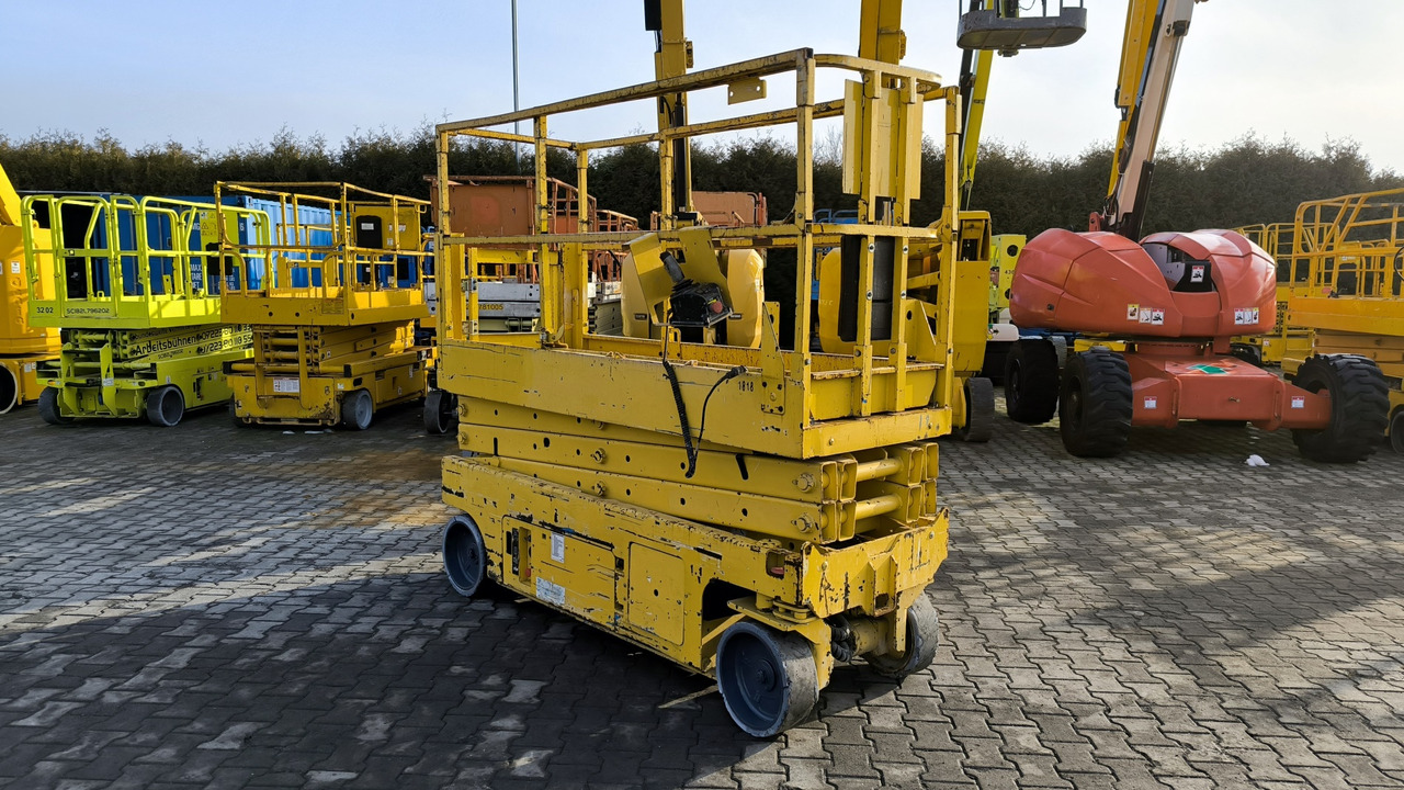 GENIE GS 2032 - Ножничный подъемник: фото 3 GENIE GS 2032 - Ножничный подъемник: фото 3