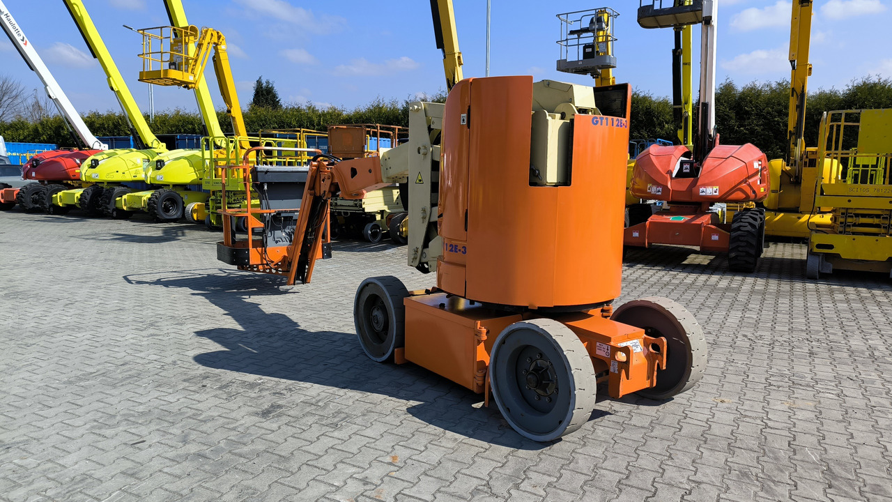JLG E 300 AJP - Коленчатый подъемник: фото 1 JLG E 300 AJP - Коленчатый подъемник: фото 1