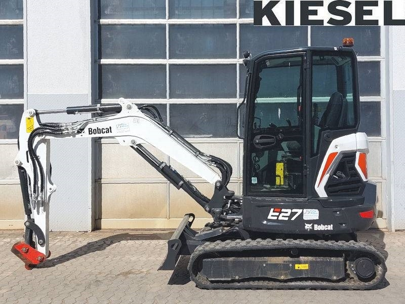 Bobcat E 27 - Мини-экскаватор: фото 1 Bobcat E 27 - Мини-экскаватор: фото 1