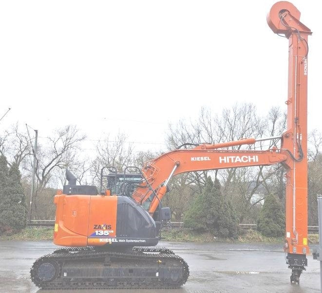 Hitachi ZX 135 US-6 Teledipper - Гусеничный экскаватор: фото 5 Hitachi ZX 135 US-6 Teledipper - Гусеничный экскаватор: фото 5