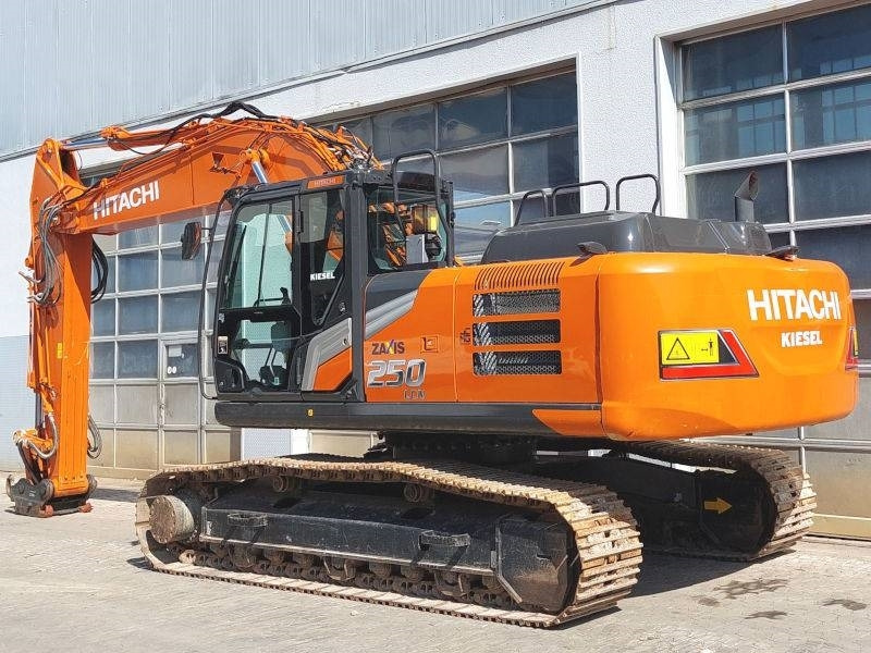 Hitachi ZX 250 LCN-7 - Гусеничный экскаватор: фото 3 Hitachi ZX 250 LCN-7 - Гусеничный экскаватор: фото 3