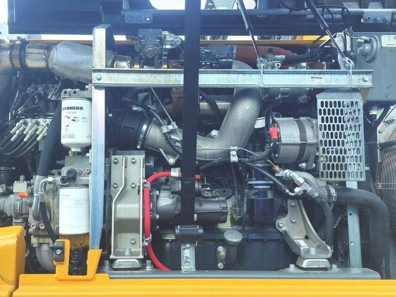 Колёсный экскаватор Liebherr A 918: фото 7 Колёсный экскаватор Liebherr A 918: фото 7