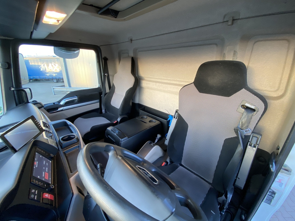 MAN TGM 12.290 4x2 BL / Palfinger LBW - Грузовик с закрытым кузовом: фото 5 MAN TGM 12.290 4x2 BL / Palfinger LBW - Грузовик с закрытым кузовом: фото 5