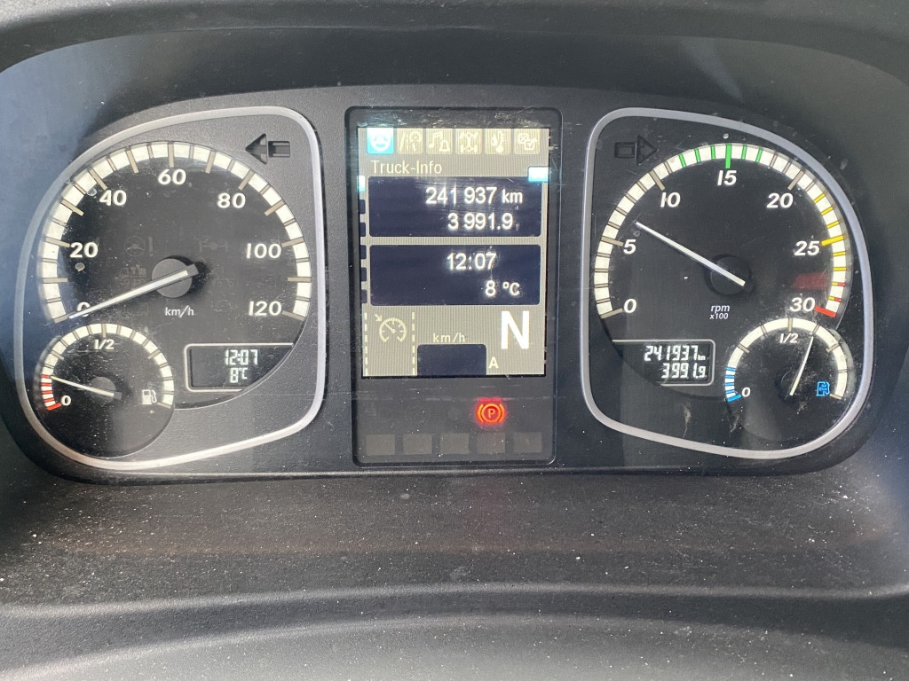 Mercedes-Benz 1523 L Atego / Dhollandia LBW - Рефрижератор: фото 5 Mercedes-Benz 1523 L Atego / Dhollandia LBW - Рефрижератор: фото 5