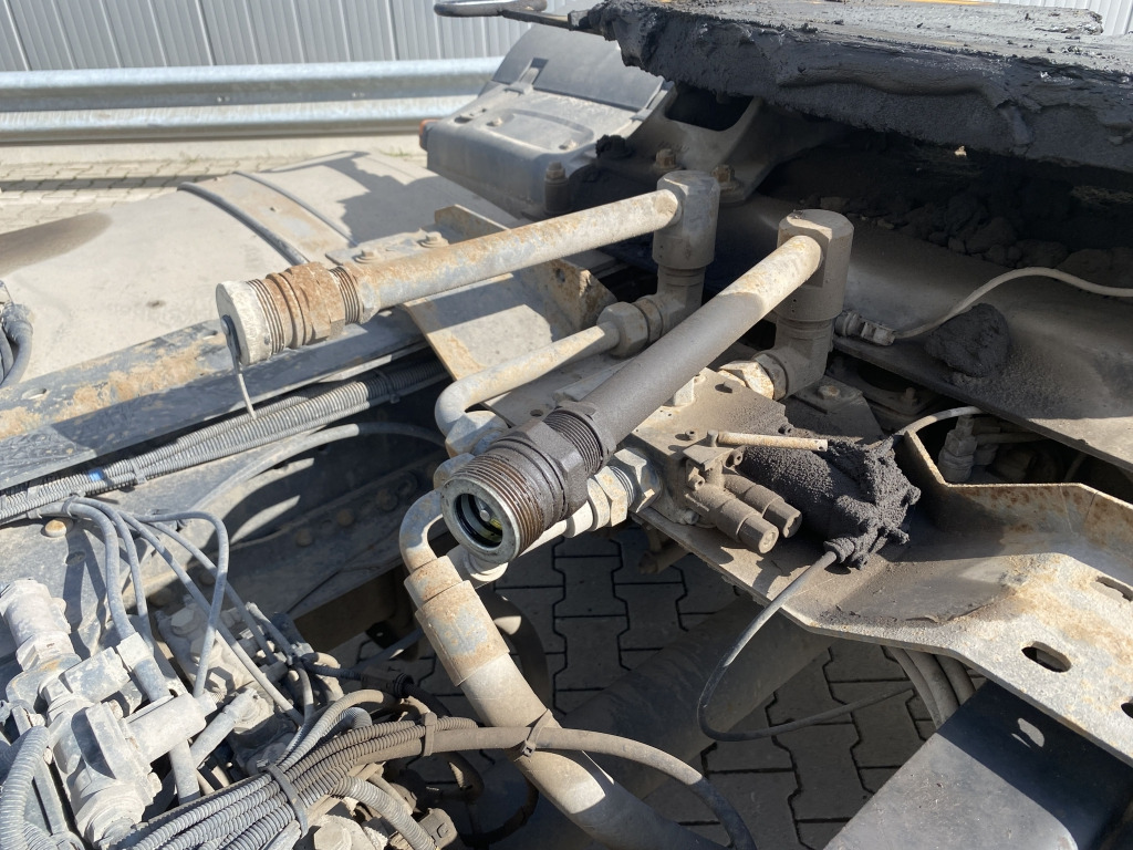 MAN TGX 18.460 4x4 H BL - Тягач: фото 2 MAN TGX 18.460 4x4 H BL - Тягач: фото 2