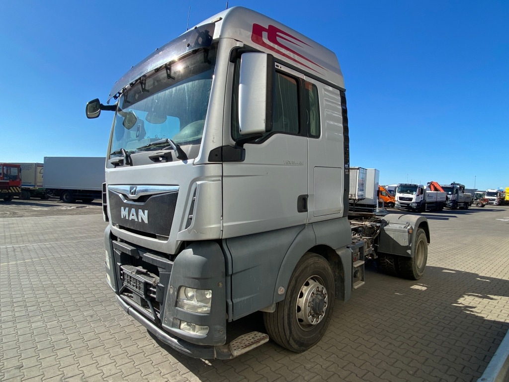 MAN TGX 18.460 4x4 H BLS / Motorschaden - Тягач: фото 1 MAN TGX 18.460 4x4 H BLS / Motorschaden - Тягач: фото 1