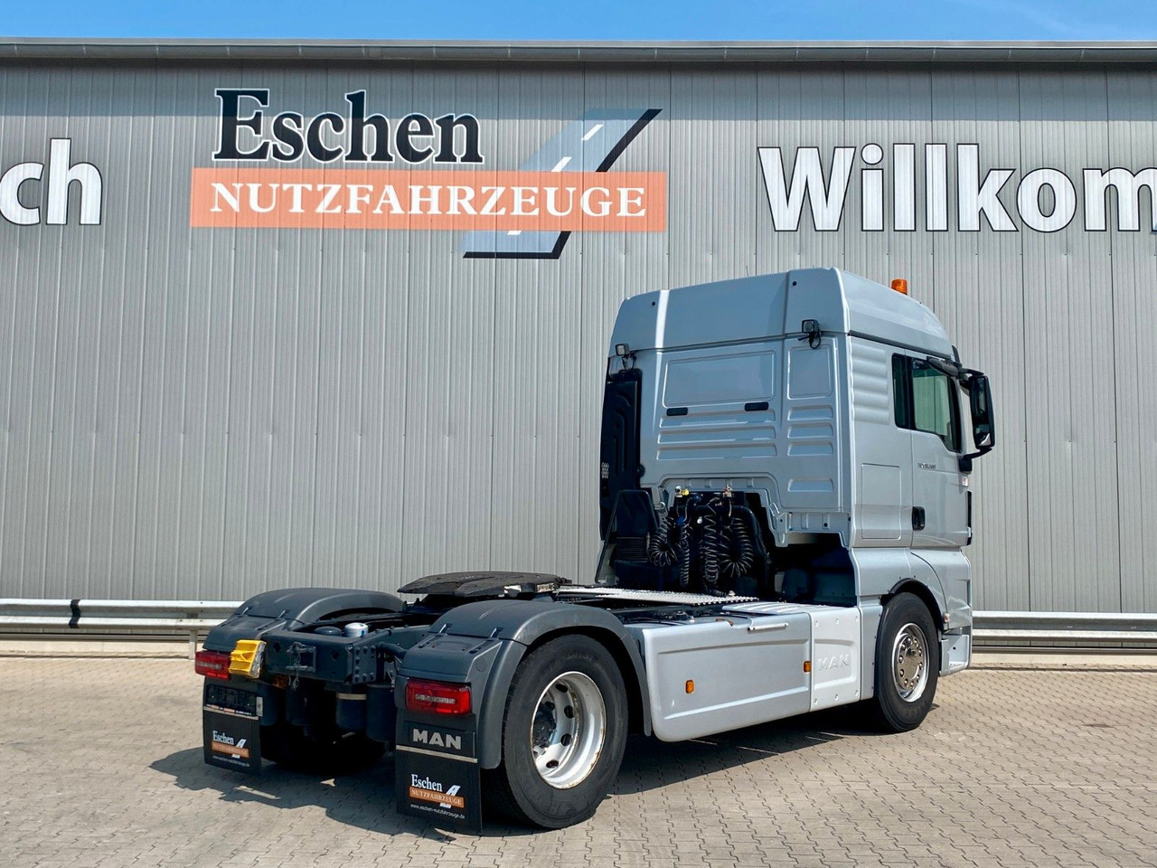 MAN TGX 18.500 BLS | XLX*ACC*Navi*Retarder*2x Tank - Тягач: фото 5 MAN TGX 18.500 BLS | XLX*ACC*Navi*Retarder*2x Tank - Тягач: фото 5