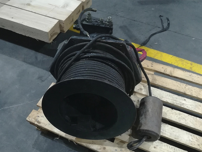 Cabrestante de elevación Palfinger - Лебёдка: фото 3 Cabrestante de elevación Palfinger - Лебёдка: фото 3