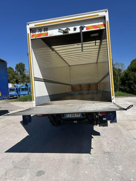 DAF CF 340 - Грузовик с закрытым кузовом: фото 4 DAF CF 340 - Грузовик с закрытым кузовом: фото 4
