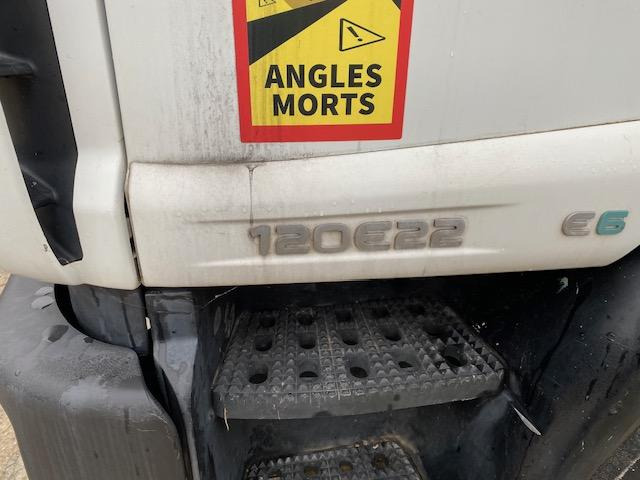 Iveco Eurocargo 120E22 - Грузовик с закрытым кузовом: фото 4 Iveco Eurocargo 120E22 - Грузовик с закрытым кузовом: фото 4