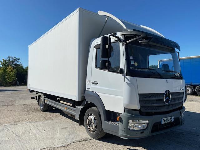 Mercedes Atego 816 - Грузовик с закрытым кузовом: фото 1 Mercedes Atego 816 - Грузовик с закрытым кузовом: фото 1